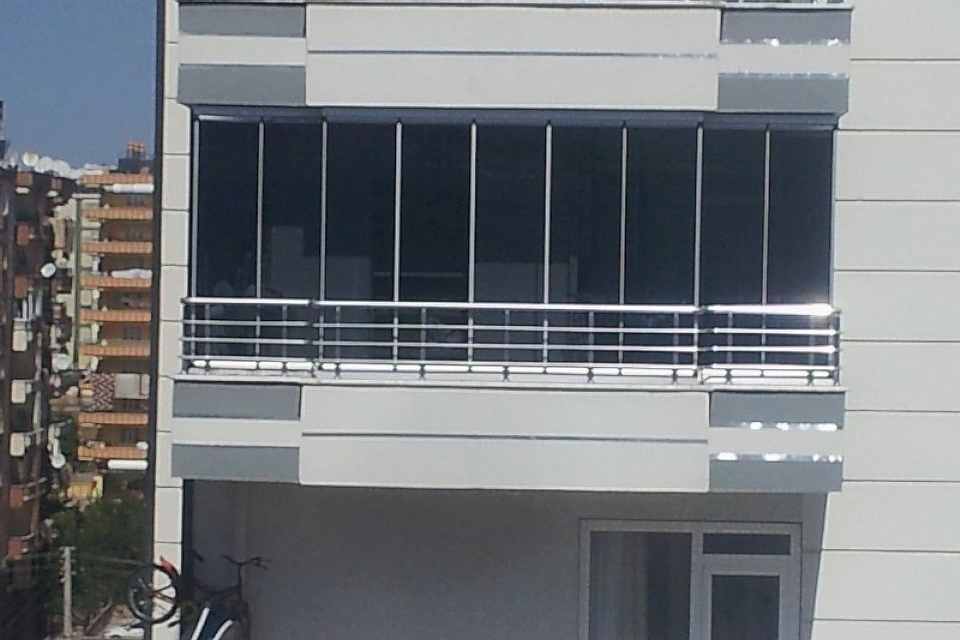 Katlanır Cam Balkon Sistemleri