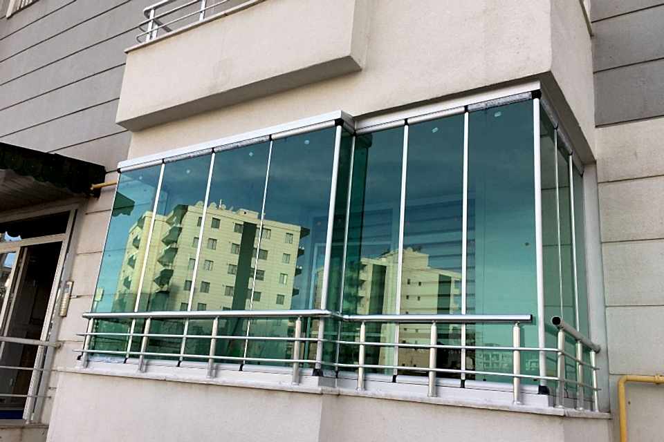 Katlanır Cam Balkon Sistemleri